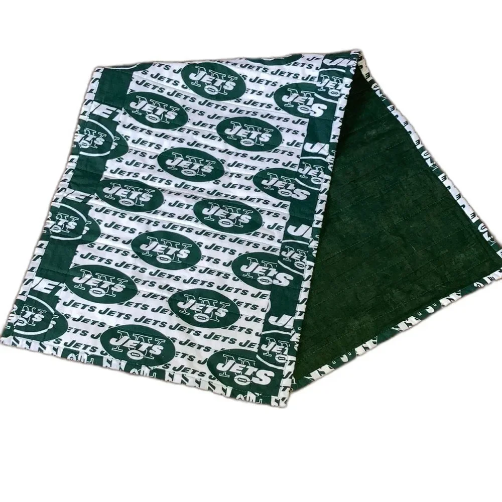 NY JETS NFL National Football League Green White Table Runner 13 x 35 inches